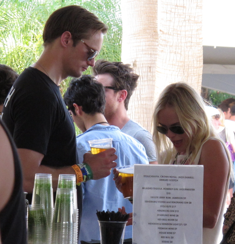 Алекс Скарсгард и Кейт Босуорт получили удовольствие в Coachella