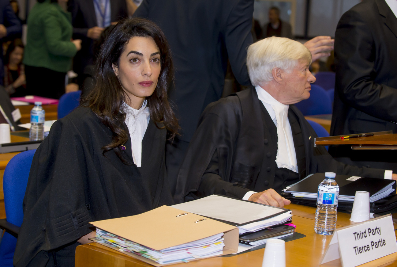 Амаль Клуни выступает против свободы слова в европейском суде по правам человека